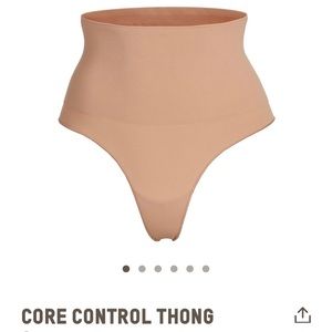 Boxed SKIMS core control thong SM